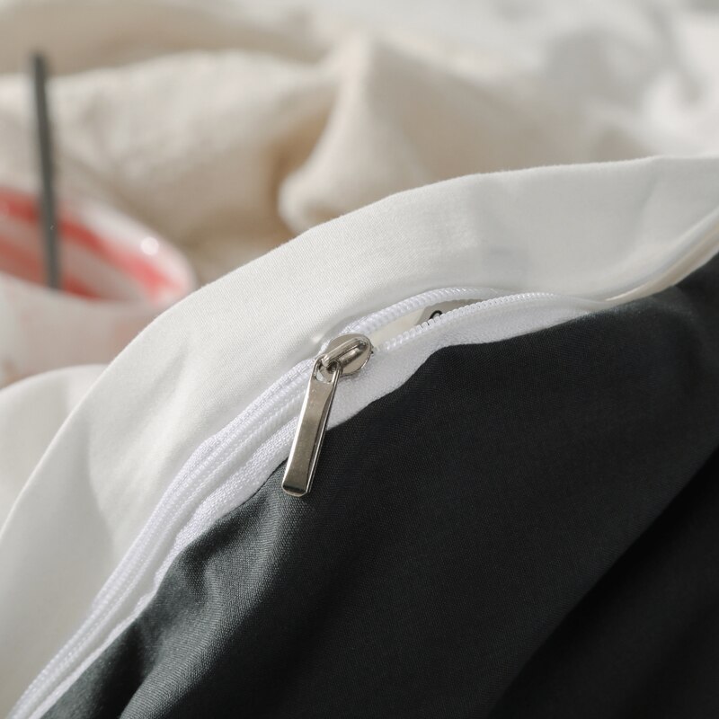 Classic Bedding 4 pcs Set