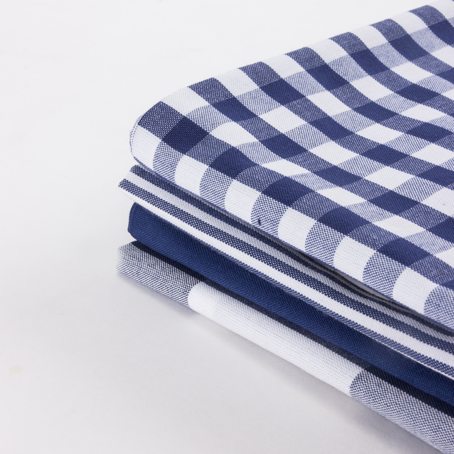 Plaid Patterned Cushion Cover