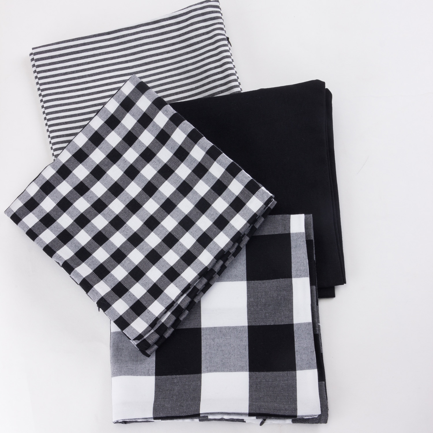 Plaid Patterned Cushion Cover