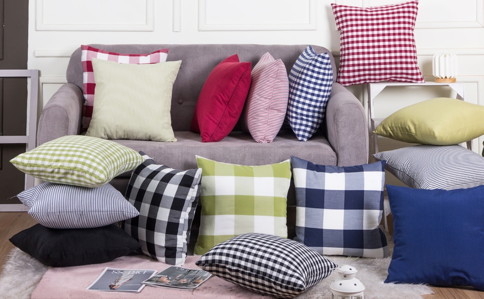 Plaid Patterned Cushion Cover