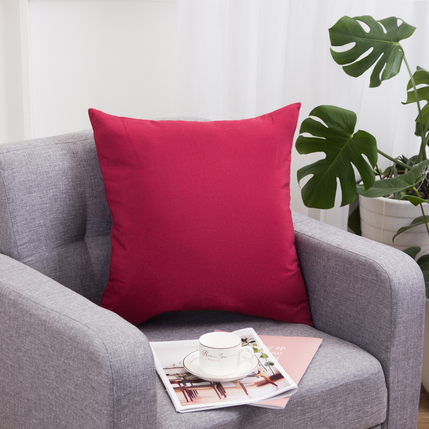 Plaid Patterned Cushion Cover