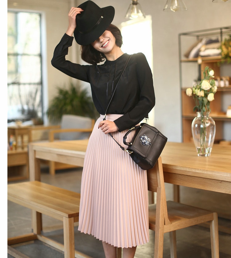 Women's High Waist Pleated Skirt Women's High Waist Pleated Skirt